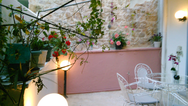 The house is like a bridal suite . Here you ll enjoy the first cooffee of the da Athens, Greece Modern familiar house under Acropolis Entire rental unit vacation rental 19823421