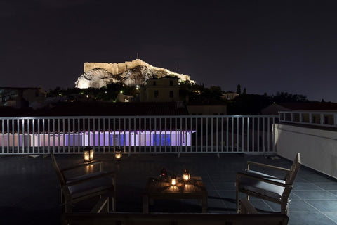 A cozy apartment full of light in the heart of Plaka, it has a spacious room-bed GR New apartment in Plaka #B1, 2 Bdrm Entire rental unit vacation rental 51279239