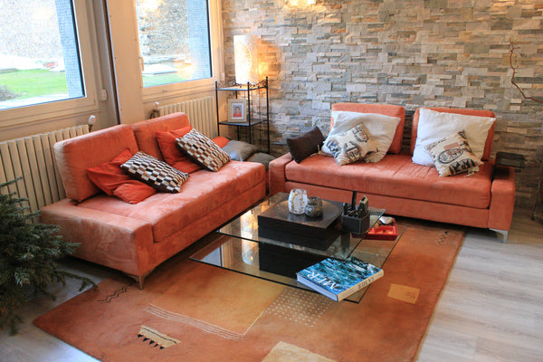 Nouveau sur airbnb :) <br /><br />L'appartement est situé au pied de la station  Neuilly-sur-Seine, France Appartement neuf et cosy 50m2 – 5 min Tour Eiffel Entire rental unit vacation rental 16458561