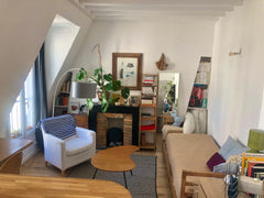 Charming, luminous and calm studio.  6th floor WITHOUT elevator. <br />Calm and  Paris, France Charming studio near Canal Saint-Martin/République Entire rental unit vacation rental 22996496