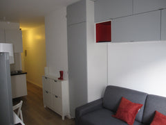 Montparnasse, 5ème étage avec ascenseur, très beau studio de 16m², refait en 201 Marseille, France Studio meublé montpar tv internet Entire rental unit vacation rental 7050614