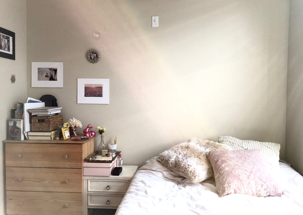 Sunny bedroom in Williamsburg! 1 minute walk to Grand St stop, 12 minutes to Man Washington, DC Rental unit in Brooklyn · 1 bedroom · 1 bed · 1 shared bath Private room in rental unit vacation rental 22098435