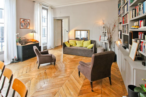 4 rooms with a big salon, welcoming, quiet and cosy, is comfortable ! We can wel Paris, France In the heart of St Germain des Près Entire rental unit vacation rental 860095