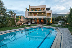 Living out of the ordinary in 350 sqm Villa Mystic, just 5 km from a sandy beach Rethimnon, Greece Lux Villa w/2 Private Pools, All Ensuite Bathrooms Entire home vacation rental 6300565