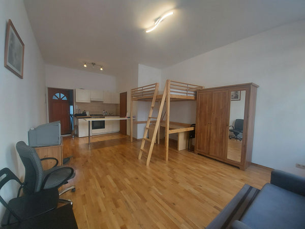 Ce spacieux studio pour étudiants est situé en plein cœur du centre de Bruxelles  Spacieux studio étudiant centre ville de Bruxelles Entire rental unit vacation rental 694103718163302418