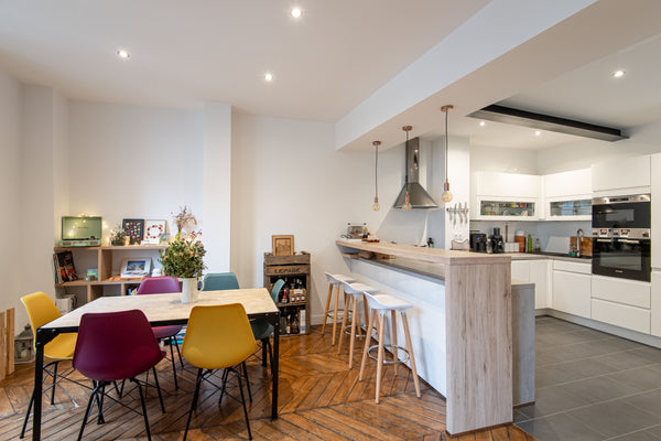 Welcome to our brand new flat in the heart of Paris. The area is surrounded by m Paris, France Cosy one bedroom flat in the heart of Paris Entire rental unit vacation rental 19633658