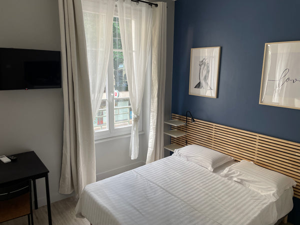 L'accès à l'appartement se fait de façon autonome pour les voyageurs grâce aux c  Studio 