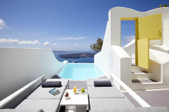Mandra Suite is a breathtaking property located in the area of Imerovigli, on to Sorrento, Italy Mandra Suite Entire rental unit vacation rental 41552574