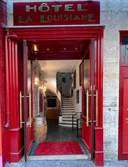 PERMANENT RECEPTION & ARRIVAL <br />Receptionist on spot 24/24h<br />FREE CANCEL Paris, France Double room 2, 3 or 4 beds, Saint-Germain des Prés Room in boutique hotel vacation rental 21138772