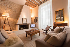 55 sqm 2 levels apartments on quiet street, 1 bedroom, with elevator, in the mid Paris, France Aguila, 1BR/1BA, 2 people Entire rental unit vacation rental 20042790