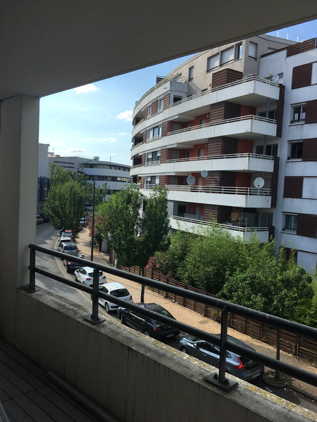 Bordeaux, France T2 Bordeaux proche du centre Entire condo vacation rental 26985763