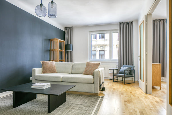 Show up and start living from day one in Vienna with this bright one-bedroom Blu Vienna, Austria Innere Stadt 1BR w/ Elevator, steps from Opera Entire rental unit vacation rental 50931800