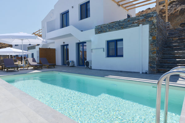 The complex combines simplicity and luxury with views of the Aegean Sea. It is l  Kea live in Blue Villa with Pool - Cyclades B1 Entire villa vacation rental 53809584