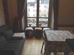 Bonjour, <br /><br />Je vous propose mon logement, très bien situé, à deux minut Antibes, France Appartement cosy place de la Contrescarpe Entire rental unit vacation rental 23097057