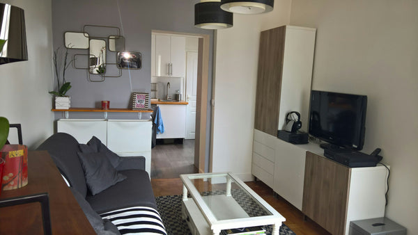 A cozy place from where you can enjoy parisian life It's located at the very hea Paris, France Warm and beautiful place in the center of Paris Entire rental unit vacation rental 19417254