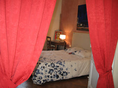 A nice traveler room for globetrotters, shiny and quiet. Frome the windows an ha Lyon, France The explorator room Private room in rental unit vacation rental 9212758