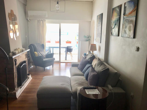 A cosy 100sqm apartment on the last flour of an Athenian building. The apartment Paris, Île-de-France, France 1BD with VIEW + TERRACE in center Athens Entire rental unit vacation rental 3461034