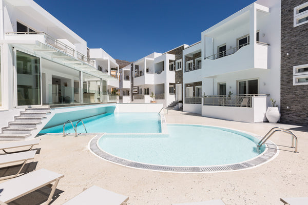This open space Junior Suite is part of the brand new Hotel, Cyano few minutes a Plakias, Greece Cyano Hotel, Junior Suite with Pool View Room in hotel vacation rental 28651154