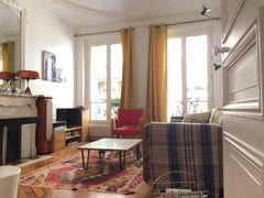 Typical parisian flat at 5 min by foot to "le sacré coeur", 20 min by foot from  Paris, France Montmartre 2 bedrooms 1 kid Entire rental unit vacation rental 1258264