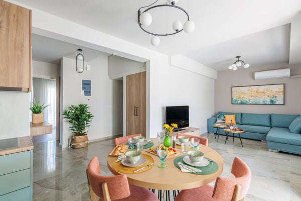 Welcome to Design Central Apartment! <br />This perfect holiday getaway for a co  Design Central Suite in the heart of the city Entire condo vacation rental 660073584873377056