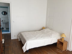 Appartement très clair, très calme, 1 chambre avec lit 160 , Salon équipée d'un  Neuilly-sur-Seine, France 2 pièces quartier villiers 75017 Entire rental unit vacation rental 7382224