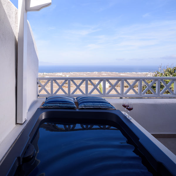 This Compact Two-Bedroom Sea View Suite with Outdoor Hot Tub comes with one bedr Greece Muses Cycladic Suites - Sea View Suite Hot Tub Entire serviced apartment vacation rental 50345172