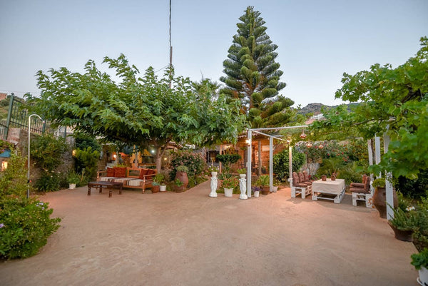 Rich in tradition and comfort, Anthi's Seaview Cottage is a secret hideaway for   Anthi's Seaview Cottage, 400m From Agia Pelagia Beach Entire home vacation rental 30433374