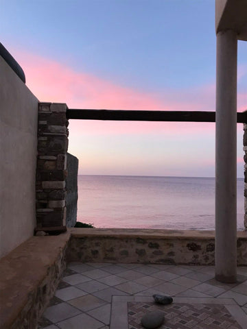 Located in the old town of Naxos, by the sea, 500m from the port and Portara. It  Annie's place by the sea 2 (old town) Entire condo vacation rental 50335146