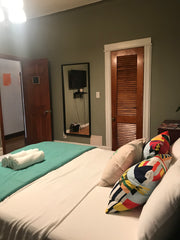 Enjoy your stay in a room that offer lots of natural light. Furnished with a 5 ⭐ New York, NY Home in Brooklyn · ★4.95 · 1 bedroom · 1 bed · 1 shared bath Private room in home vacation rental 33689647