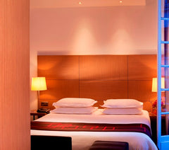 Located in the heart of the busiest area of Paris right bank, the Villathena's m Paris, France Warm accommodations for 4  in the heart of Paris Room in boutique hotel vacation rental 18335488