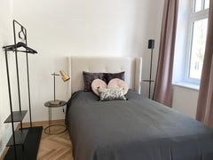 Verbringe Deinen Urlaub im wunderschönen 2. Wiener Gemeindebezirk in einem prach  Schöne und ruhige Altbauperle im Zentrum Wiens Entire condo vacation rental 51416273