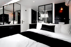 Un appartement sous les toits de Paris, climatisé et équipé comme une chambre d’ Chaumes-en-Brie, France Little studio, Place Vendôme et Tuileries Entire rental unit vacation rental 23302767