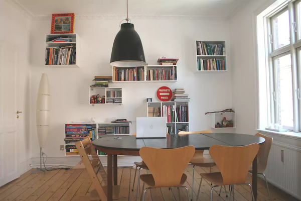 Nice apartment, 4 rooms, 94 m2. There is good shopping, restaurant, park, playgr Copenhagen, Denmark Central and Bright Apartment Nørrebro! Entire rental unit vacation rental 22009173