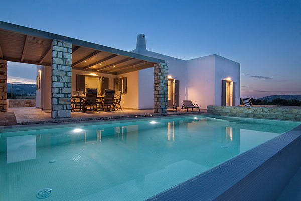 You are welcome to this fabulous Summer family house by the beach of Tsoukalia!  Paros, Greece IL SOGNO VILLA II residence complex Entire home vacation rental 17602725