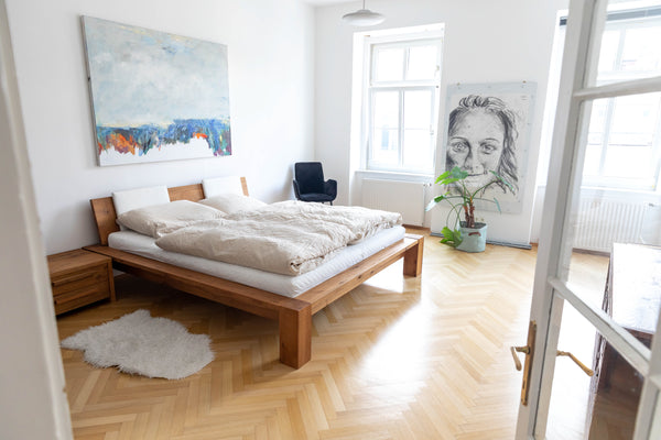 Die Wohnung hat 2 Schlafzimmer, einen Wohn/Essbereich mit extra Küche. Im Badezi Upper Austria, Austria durch Künstler geprägte Wohnung mitten in Wien Entire rental unit vacation rental 49491573