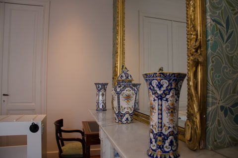 Albert Molière est une maison de maître bruxelloise de 1906, adaptée pour vous a Brussels, Belgium Albert Molière : grande chambre double avec balcon Room in bed and breakfast vacation rental 29624443