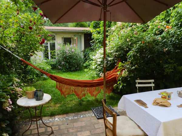 Une chambre  avec lit de couple confortable dans une maison avec jardin. Sensati Brussels, Belgium 2 pers room, Tour et Taxi/Simonis Private room in home vacation rental 7039407