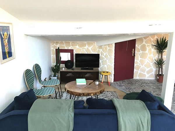 Appartement cosy situé en plein coeur de Bordeaux à deux pas de la Cathédrale Sa Bordeaux, France Appartement cosy en plein coeur de Bordeaux Entire rental unit vacation rental 35225193