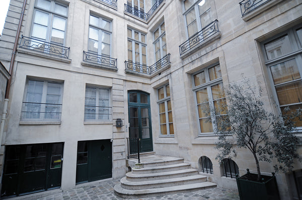 The apartment is located in the 6th arrondissement of Paris in a 17th century bu Paris, France Luxury apartment, Sainte Chapelle view Entire condo vacation rental 15811770