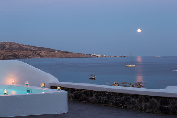 H   Villa  Red  Beach  έιναι  μια  μονοκατοικία  70τ.μ  χτισμένη  μέσα   σε  ένα Greece Villa William's Red Beach Akrotiri Santorini Cycladic home vacation rental 19423044