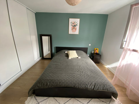 Appartement avec Chambe privée et salle de bain partagée. <br />Toutes commodité Bordeaux, France Chambre privative au centre de Talence Private room in condo vacation rental 49957827