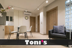 Enjoy the modern style of this apartment. Spacious rooms and an easy access arou Athens, Greece Cozy 2 Bedroom apartment in Athens Center Entire rental unit vacation rental 37986734