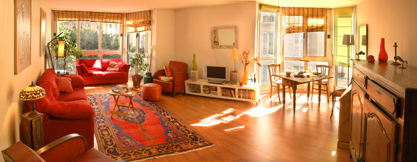 Very bright 3-room apartment in a quiet apartment building. <br />Very bright an Paris, France 3 rooms 969 sq ft. Daumesnil, 12th. Quiet & bright Entire condo vacation rental 12530883