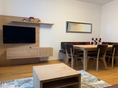 Entspanne dich mit der ganzen Familie in dieser friedlichen Unterkunft.  W70/46 Deluxe Apartment mit 2 Schlafzimmern Entire rental unit vacation rental 620087792027602431
