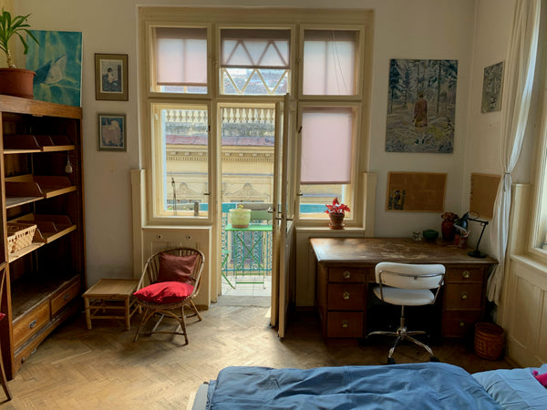 Spacious apartment full of light, after ten months fully inhabited by a family o Prague, Czechia 130 m2 apartment between two parks Entire rental unit vacation rental 1247895