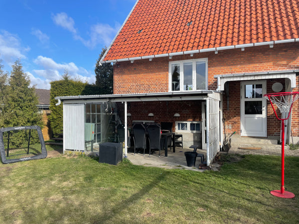Din familie vil være tæt på alt, når I bor i denne centralt beliggende bolig. Denmark Hyggeligt byhus - perfekt til storbyferie Entire home vacation rental 622086974346596720