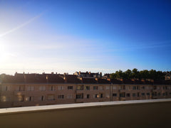 Le logement (et donc la suite parentale ouverte à la location courte durée) est  Lyon, France Suite parentale dans rooftop / Lyon 6e Private room in rental unit vacation rental 694788133917286093