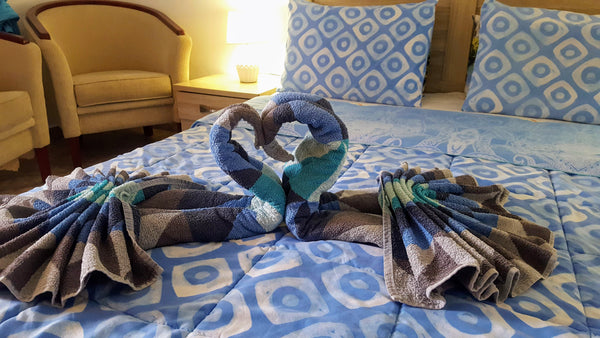We are a family business.<br /> All rooms and apartments are separate and self-c Greece Pleasure  Room 2  by the sea Room in aparthotel vacation rental 19342178