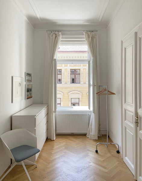 Spacious, bright, fully renovated, minimalistic designer apartment in the heart  Vienna, Austria Designer Apartment *BEST LOCATION* Entire rental unit vacation rental 37873190