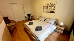 Cozy apartment for up to 4 people near the metro Andel. The center of Prague and  Apartment 17 in a loggia house Prague - Plzeňská Entire condo vacation rental 656508971178133701